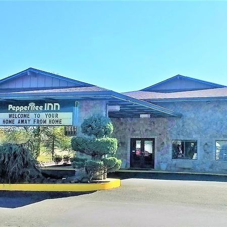 Pepper Tree Inn Beaverton Esterno foto