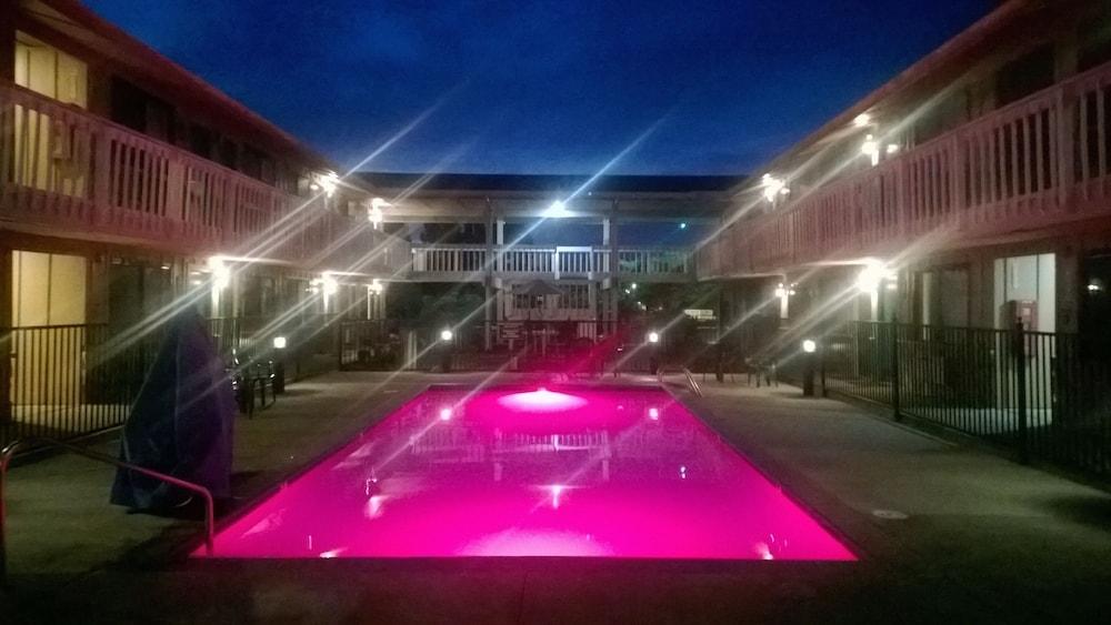 Pepper Tree Inn Beaverton Esterno foto