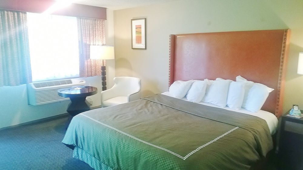 Pepper Tree Inn Beaverton Esterno foto