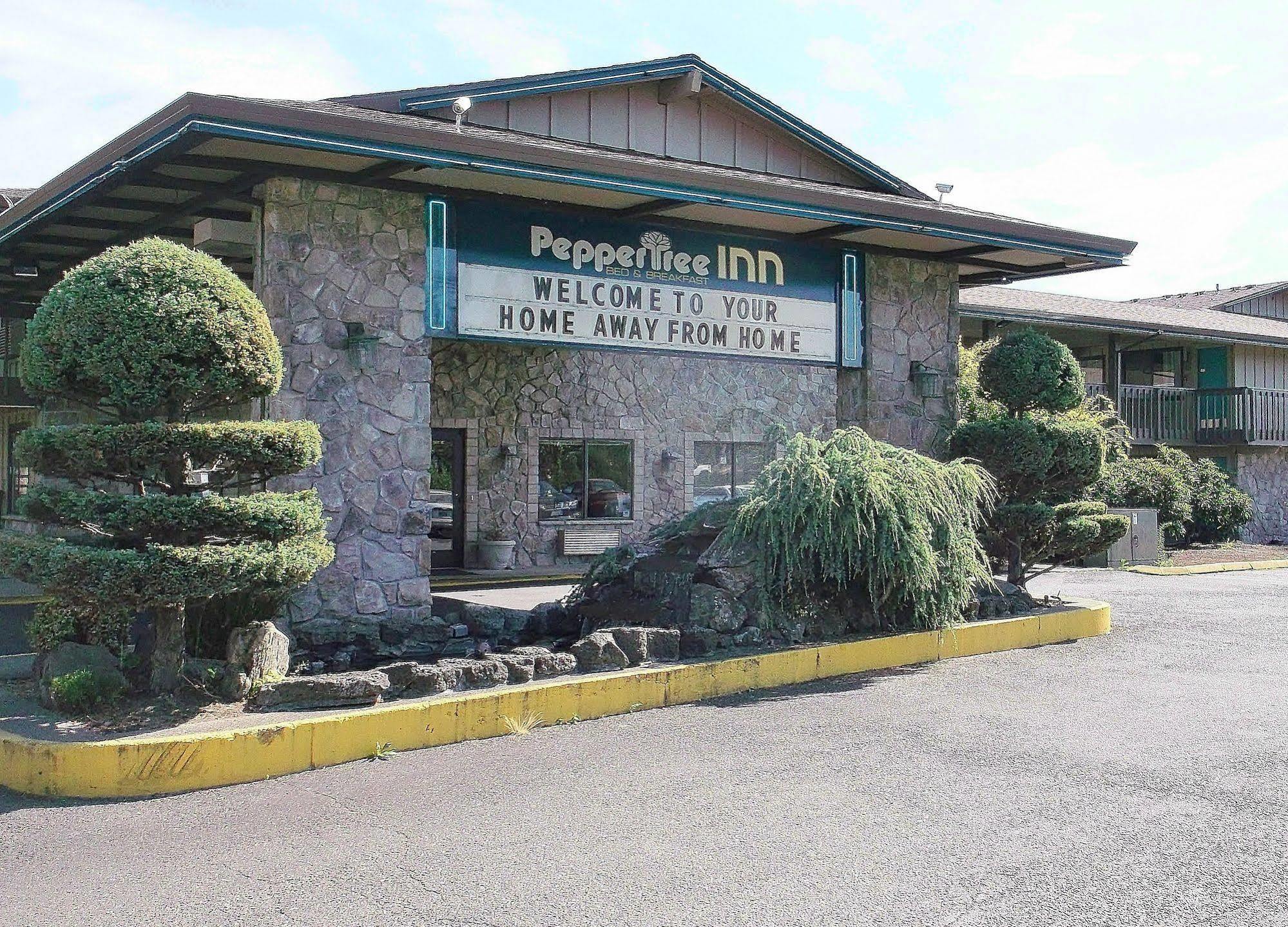 Pepper Tree Inn Beaverton Esterno foto