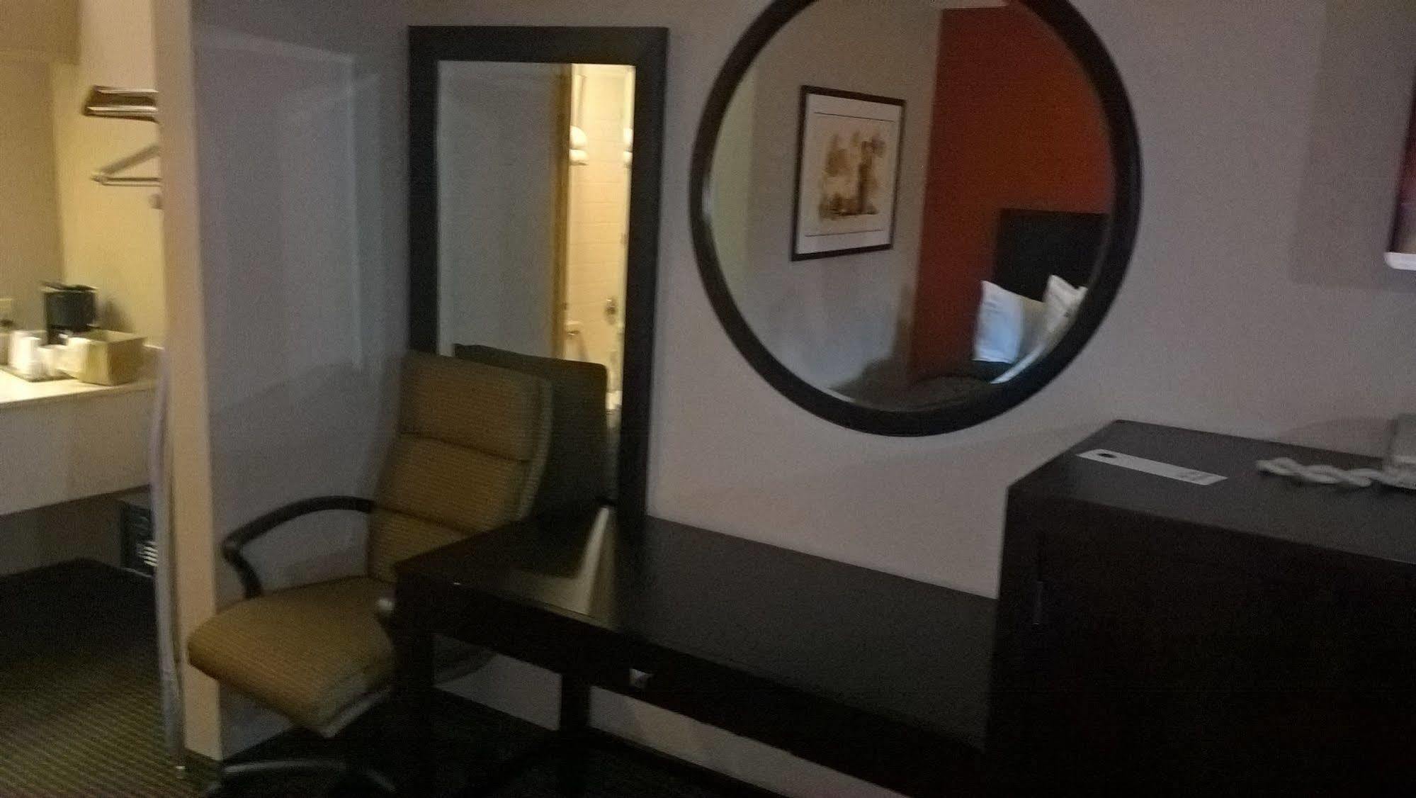 Pepper Tree Inn Beaverton Esterno foto
