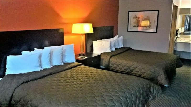 Pepper Tree Inn Beaverton Esterno foto